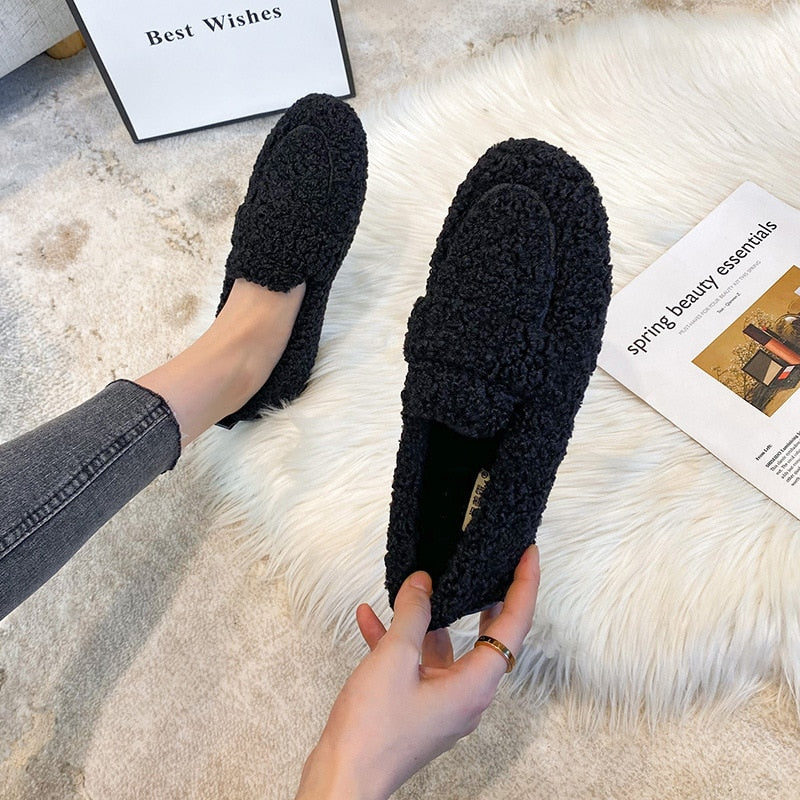 Arielle Plush Moccasins With Non-Slip Sole | Tepsi